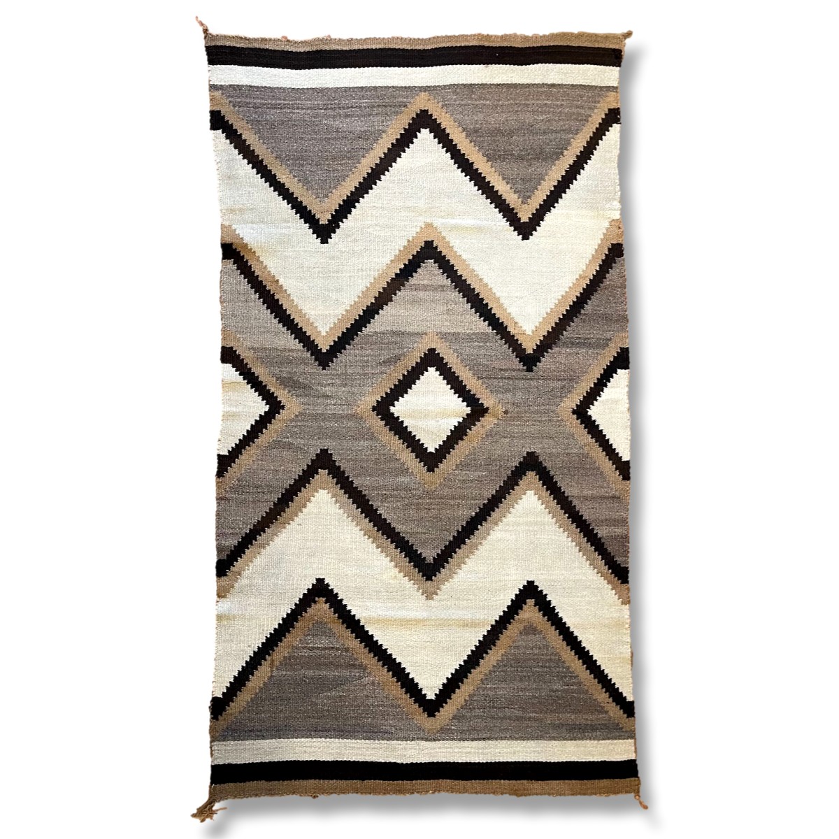 Vintage Navajo Rugs – Tres Estrellas Taos